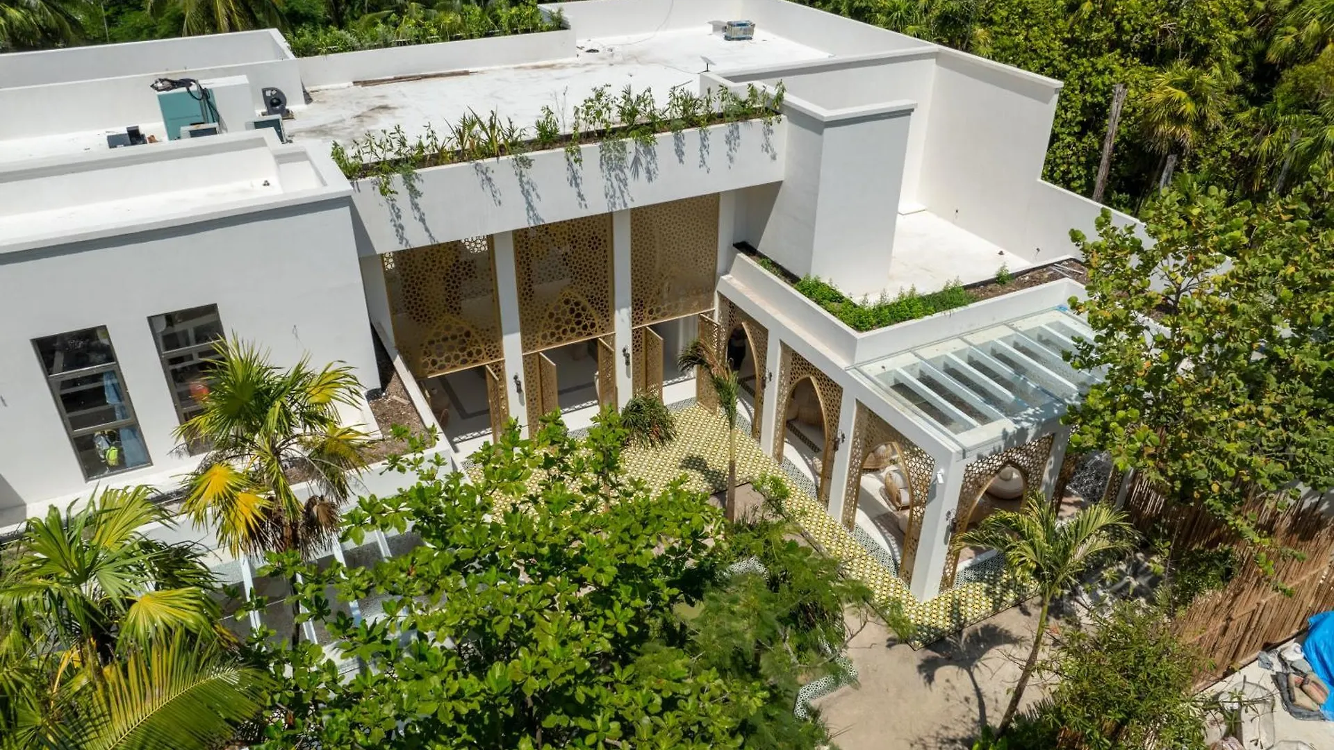 Sana Tulum Beachfront Boutique Hotel