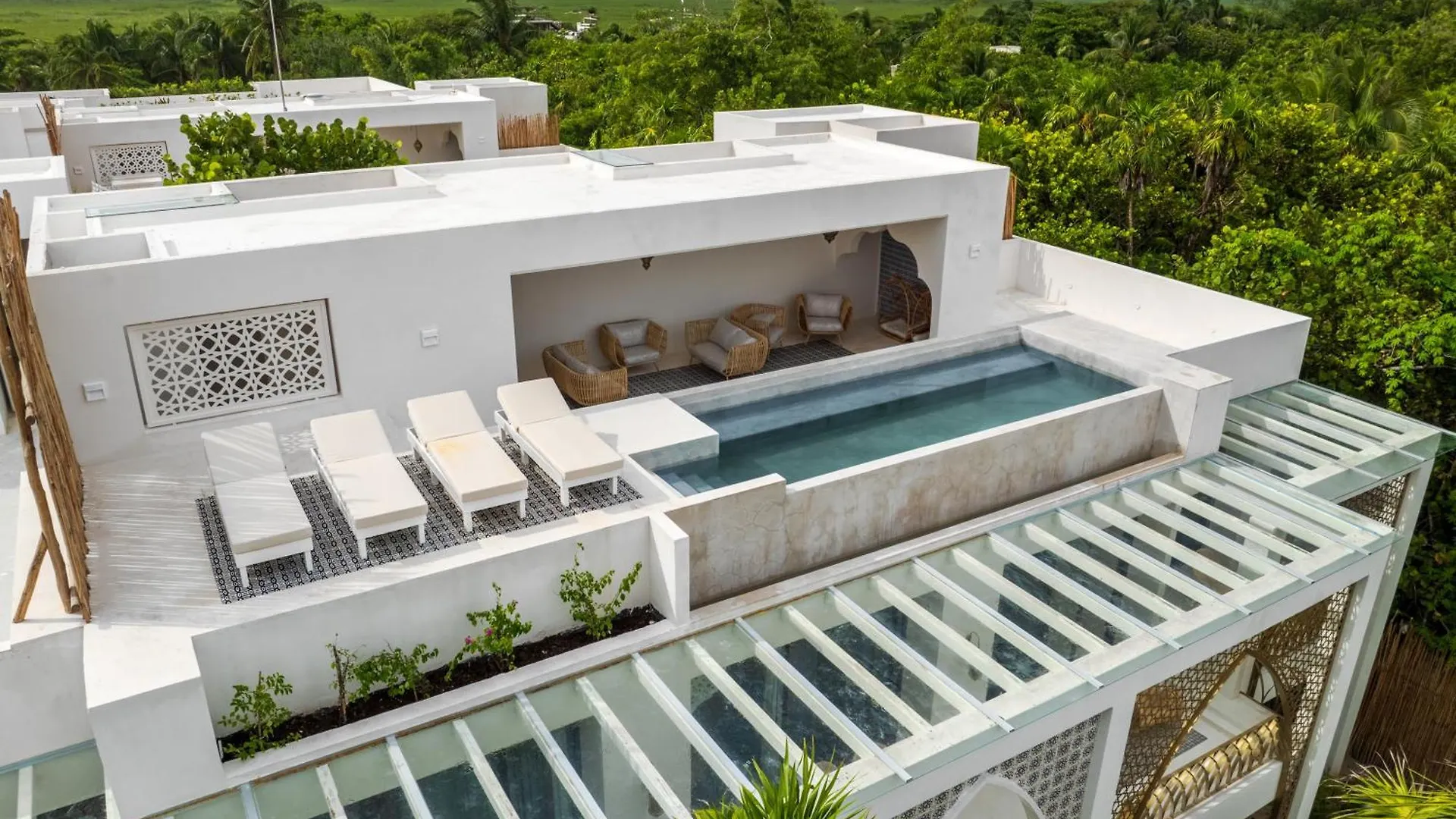 Sana Tulum Beachfront Boutique Hotel