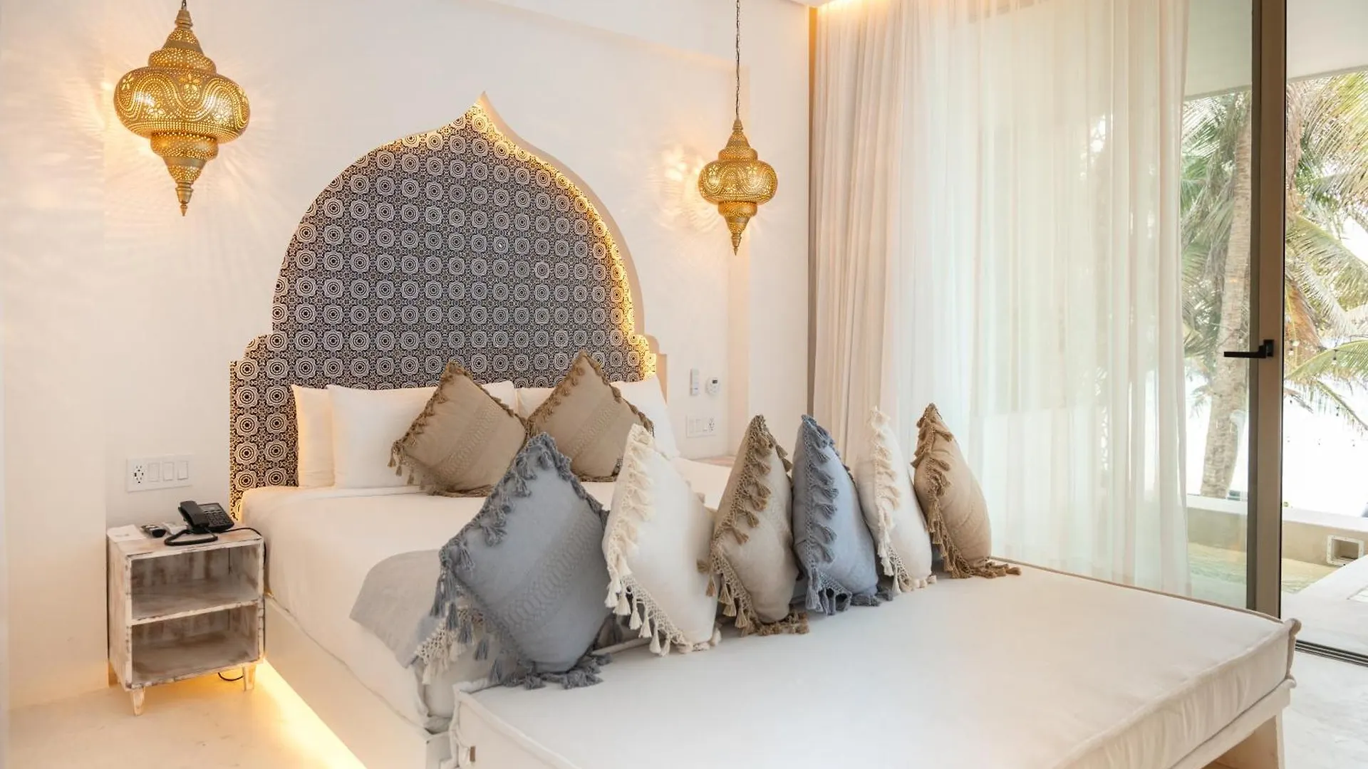 Sana Tulum Beachfront Boutique Hotel 5*,